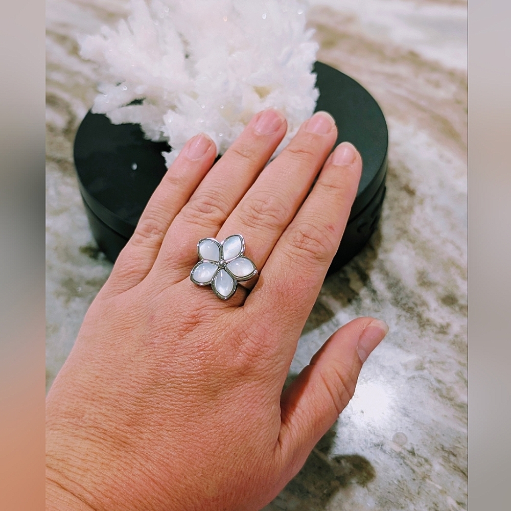 White Moonstone Stainless-Steel Ring - Picture 5 of 10